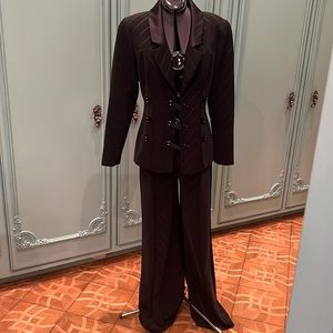 Kiki pants suite, JIKI brand, original French made, size 42